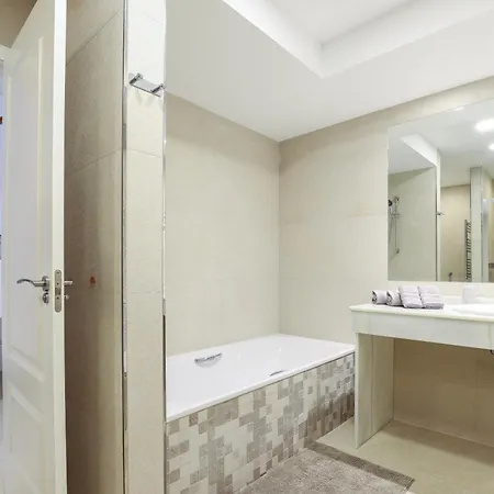 Royal Cabopino Townhouse ماربيا